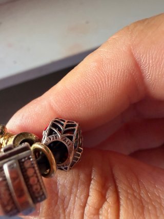 Pulsera Pandora Cuero Negra con Charms