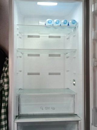 Nevera Combi Corberó