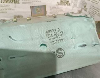 Airbag del der f24 003233101k57 toyota land 35638