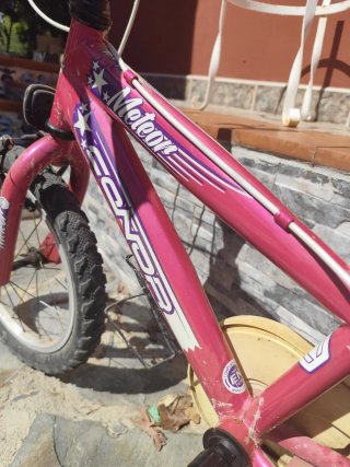 Bicicleta Conor Talla Pequeña Rosa