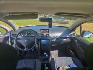 Peugeot 207 2006