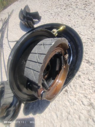 URGE Lote 29 Ruedas con Neumáticos.