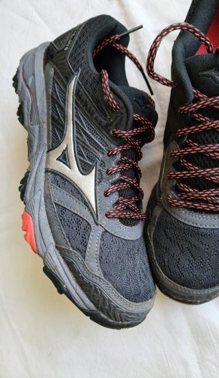 Zapatillas trail running mujer Mizuno talla 40