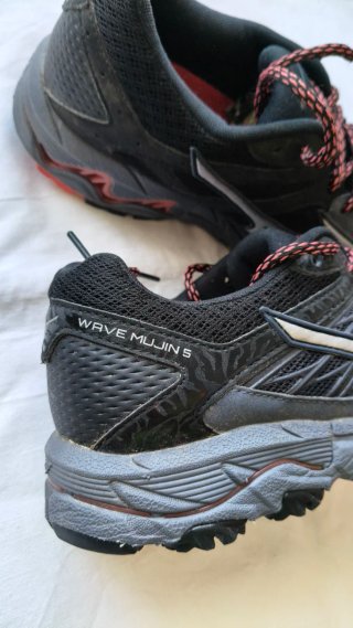Zapatillas trail running mujer Mizuno talla 40