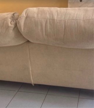 Sofá grande beige de tela
