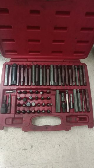 Estuche de puntas varias