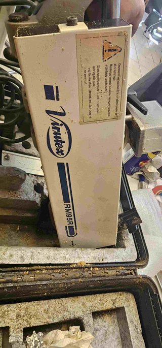 Virutex RM95R Recortadora de Marcos