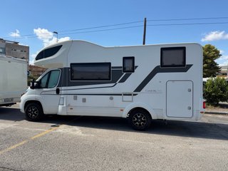 Autocaravana Adria Coral XL Axess 600 DP 20.000km