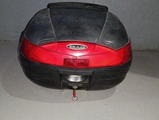 Baúl para moto SHAD