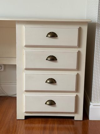 Escritorio de madera