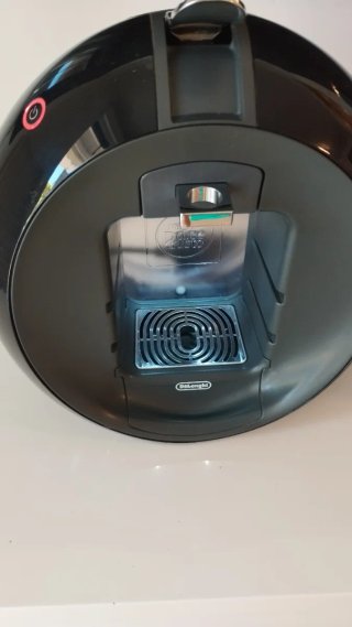 Cafetera Nescafé Dolce Gusto Negra