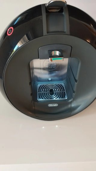 Cafetera Nescafé Dolce Gusto Negra