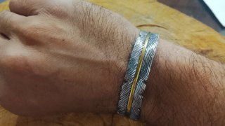 Pulsera Bronce Pluma Tallada