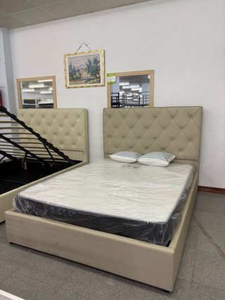 Cama nueva con almacenaje beige - Envio Gratis