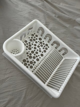 Escurreplatos de plástico blanco