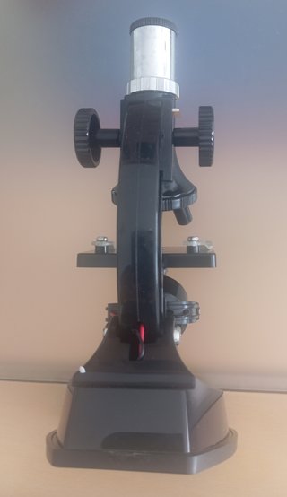 Microscopio Escolar EROSKI 100X-600X
