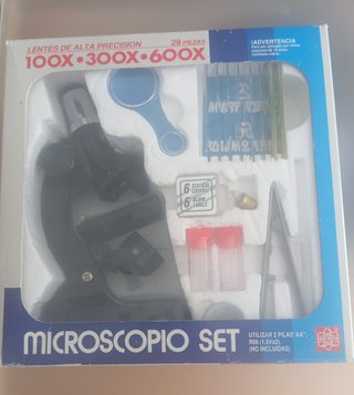 Microscopio Escolar EROSKI 100X-600X
