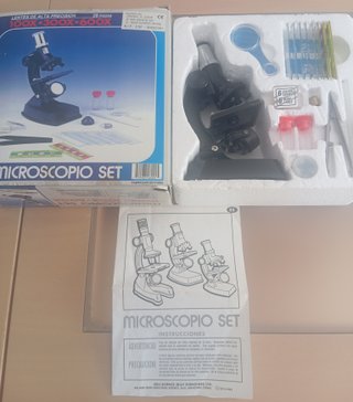 Microscopio Escolar EROSKI 100X-600X