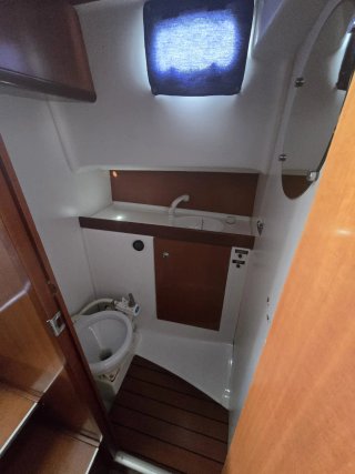 Barco Beneteau Antares 760