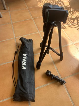 Trípode para móvil y cámara VIWAA (Como nuevo)