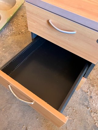 Cassettone da ufficio in legno e metallo