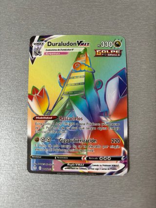 Cartas Pokémon V y VMAX