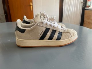 Sneakers Adidas Beige e Nero
