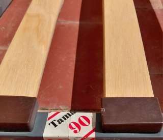Cama completa, somier 90cm con Cabezal y Pie.