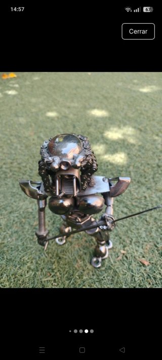 Figura Predator de metal