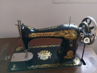 Máquina de coser Singer Sphinx 15k Antigua