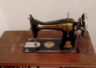 Máquina de coser Singer Sphinx 15k Antigua