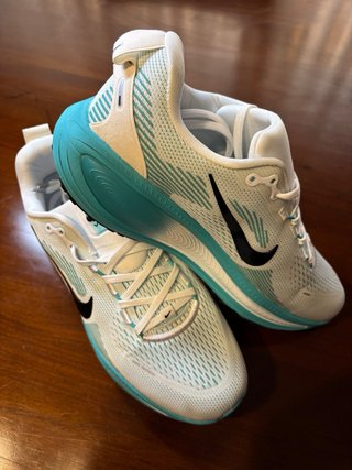 Nike Vomero 18