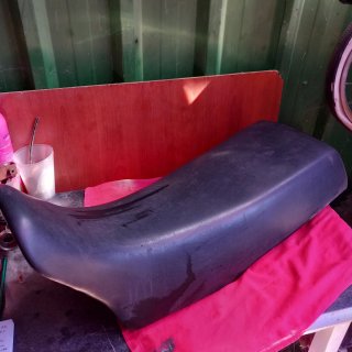 Asiento Yamaha DT 125 LC / BL