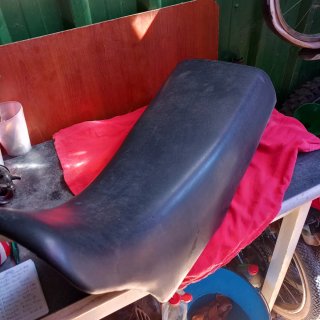 Asiento Yamaha DT 125 LC / BL