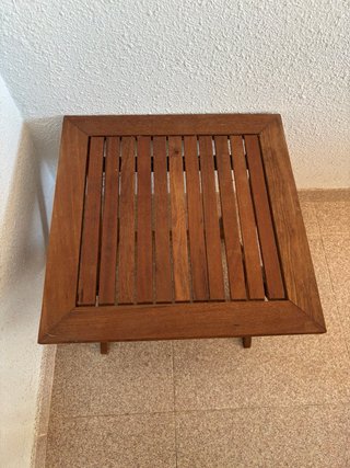 Mesa auxiliar de teka plegable