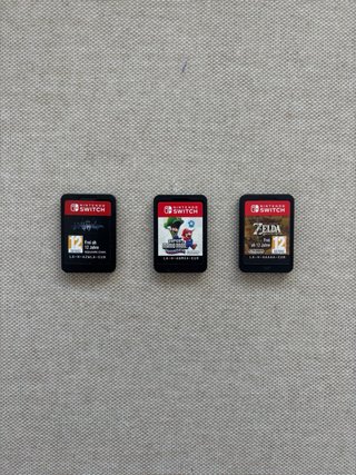 Nintendo Switch + 4 juegos (sin usar)