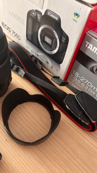 Canon EOS 750D + Tamron 18-270mm