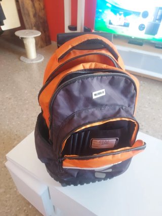 Mochila Valencia CF con ruedas