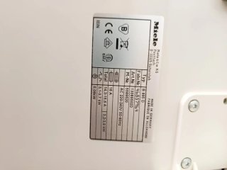Planchadora de rodillo con vapor Miele B 895 D
