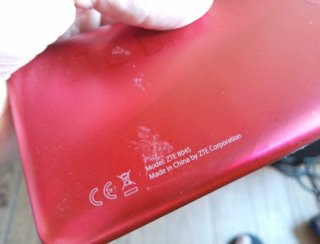 ZTE Blade V40 Vita 8045 Rojo - Para Piezas