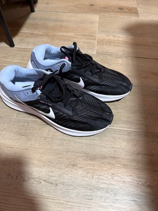 Zapatillas Nike Negras y Rosas