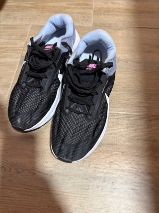 Zapatillas Nike Negras y Rosas