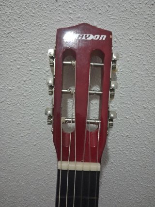 Guitarra Clásica Madera 86cm