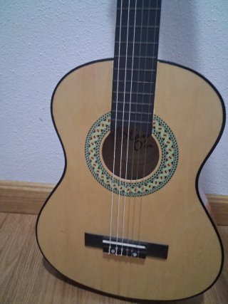 Guitarra Clásica Madera 86cm