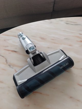 Cecotec Conga Rockstar 1600 Titanium