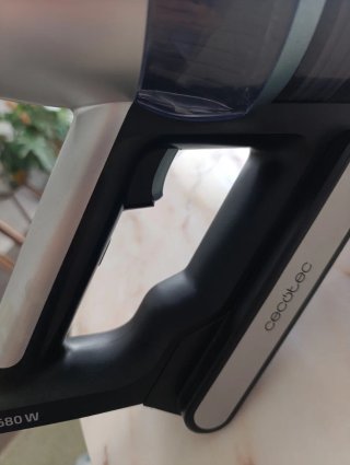 Cecotec Conga Rockstar 1600 Titanium