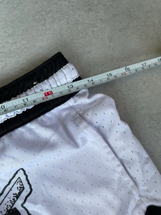 Pantalones Cortos Jordan Blancos y Negros