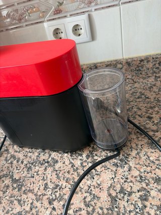 Cafetera Nespresso Roja