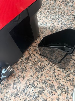 Cafetera Nespresso Roja