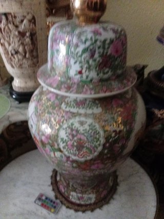 Jarrón de porcelana estilo Ming
